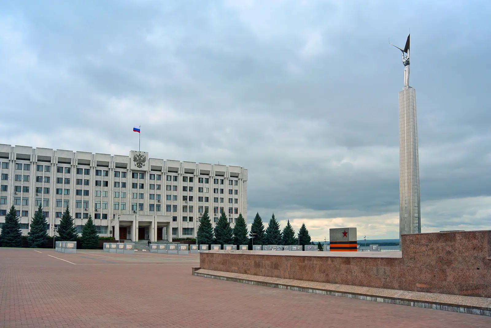 Самара за 3 часа: от купеческих особняков до волжских просторов